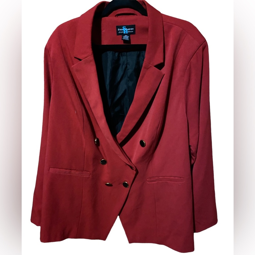 Steve Harvey Red Blazer